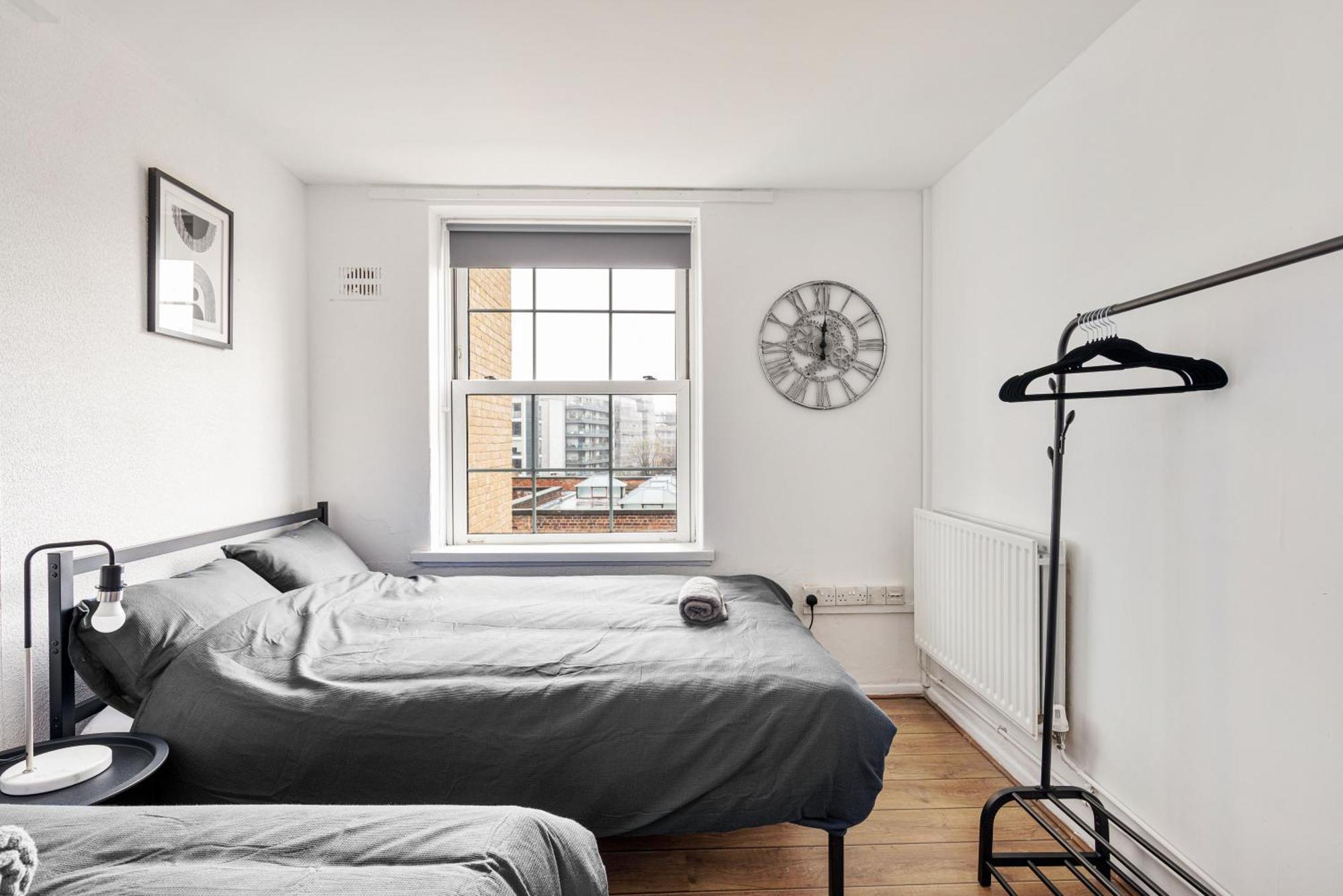 Sleek Shoreditch Hideout - 2 Bed Gem With Balcony In Central London Bagian luar foto