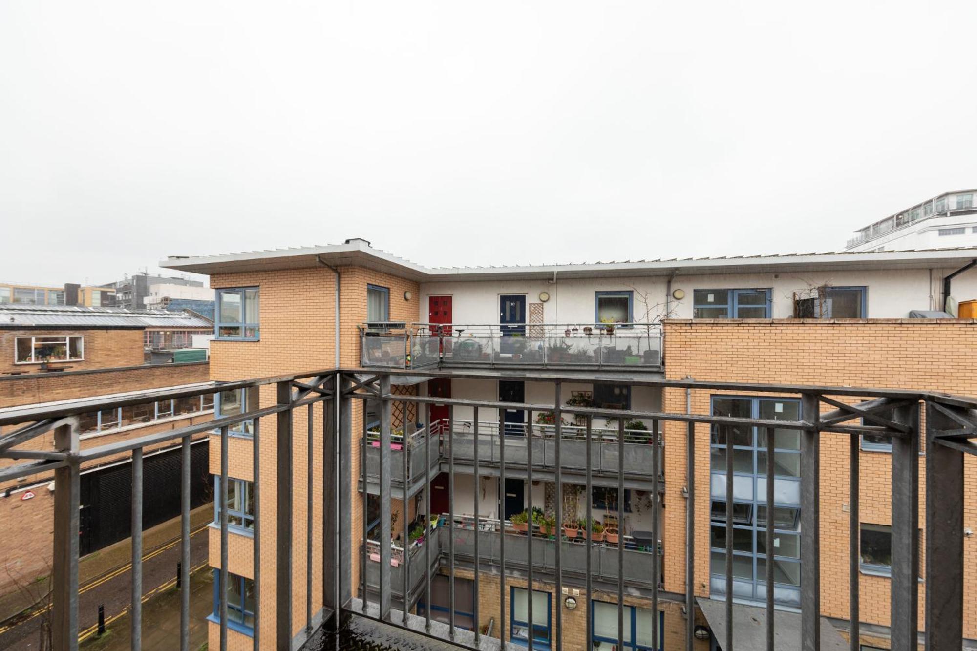Sleek Shoreditch Hideout - 2 Bed Gem With Balcony In Central London Bagian luar foto